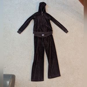 Brown juicy couture tracksuit (both top and bottom)